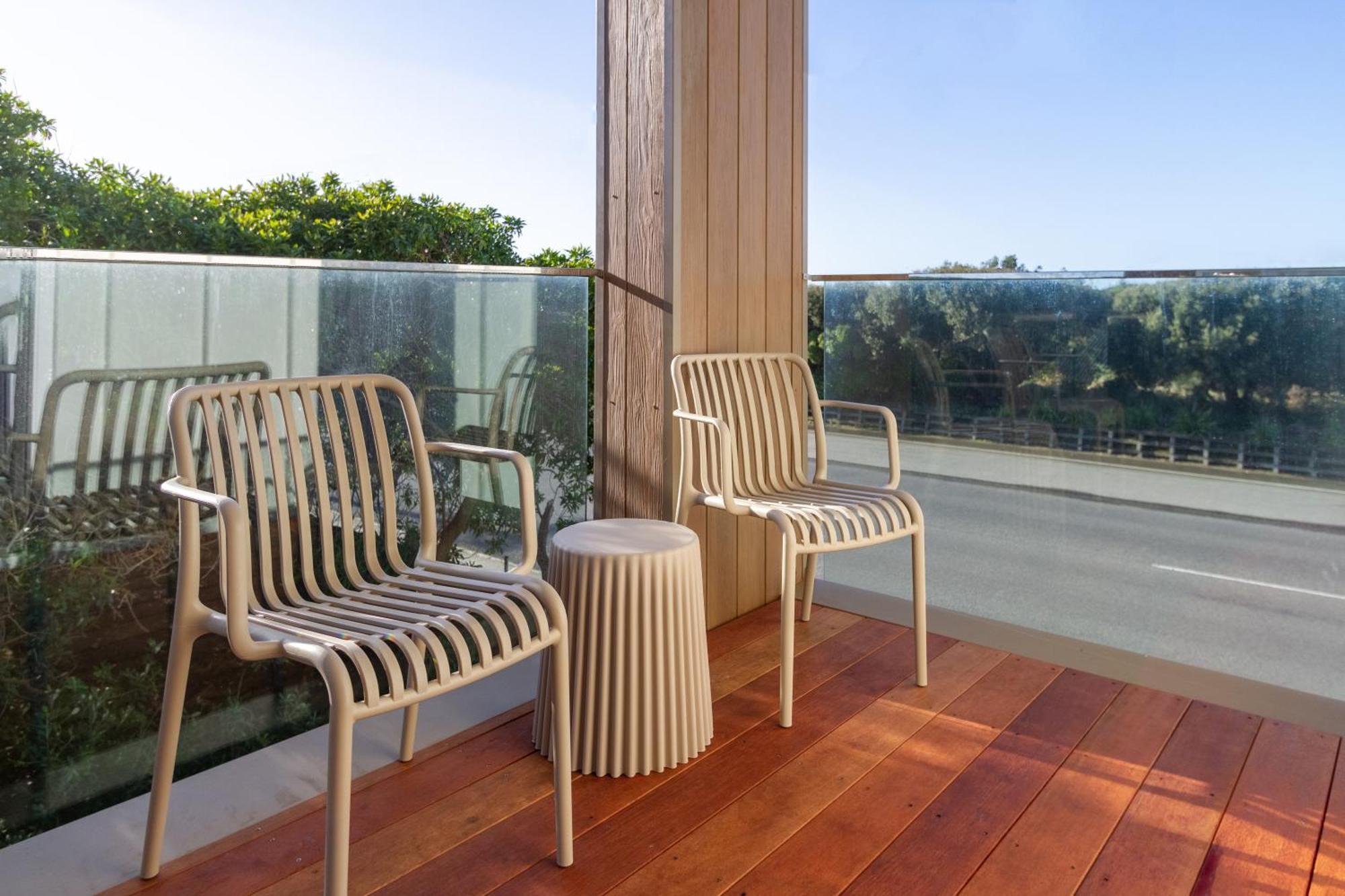 Luxury Beachside Living Elegant 3-Bedroom Haven Christchurch Bagian luar foto