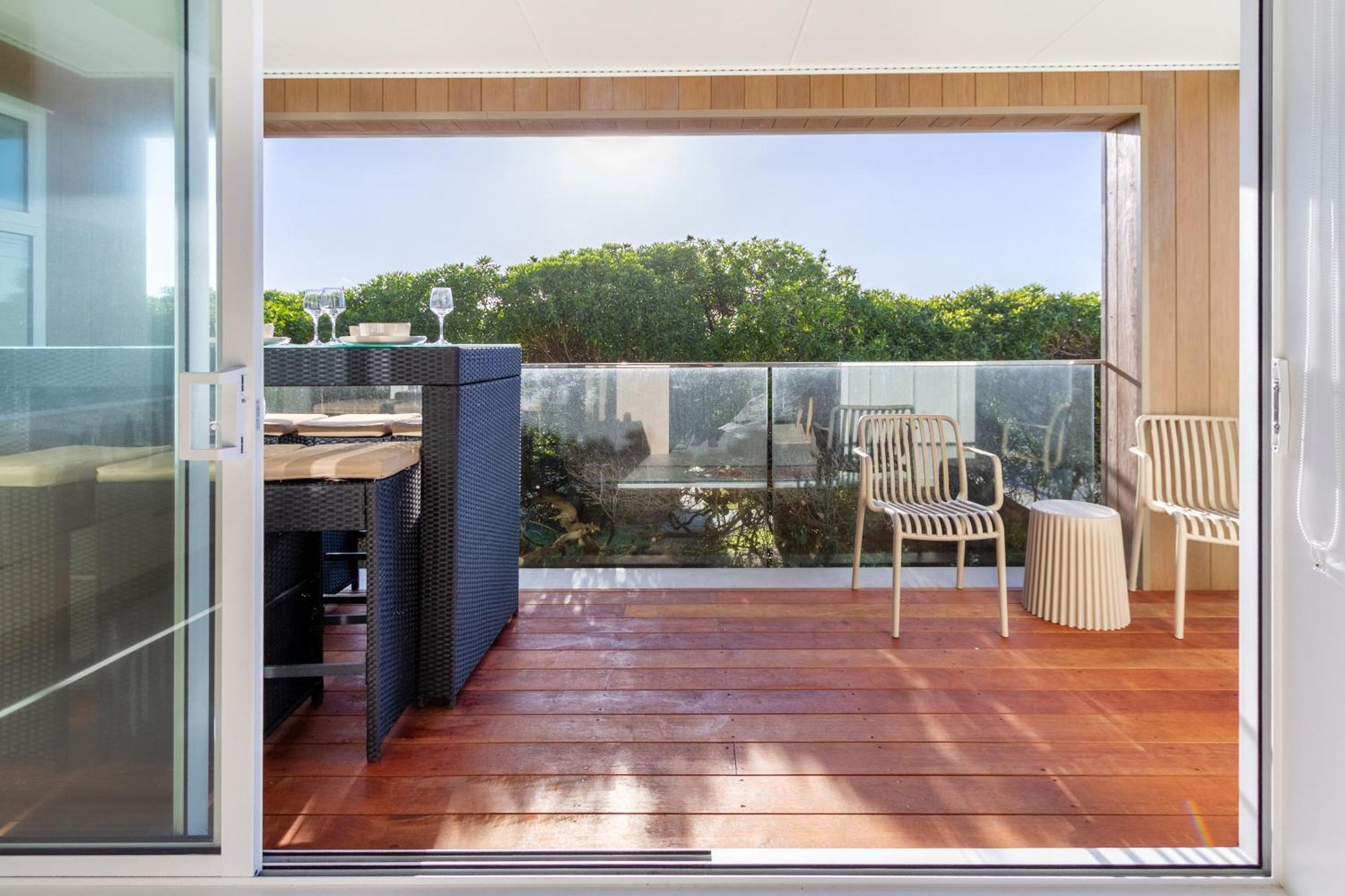 Luxury Beachside Living Elegant 3-Bedroom Haven Christchurch Bagian luar foto